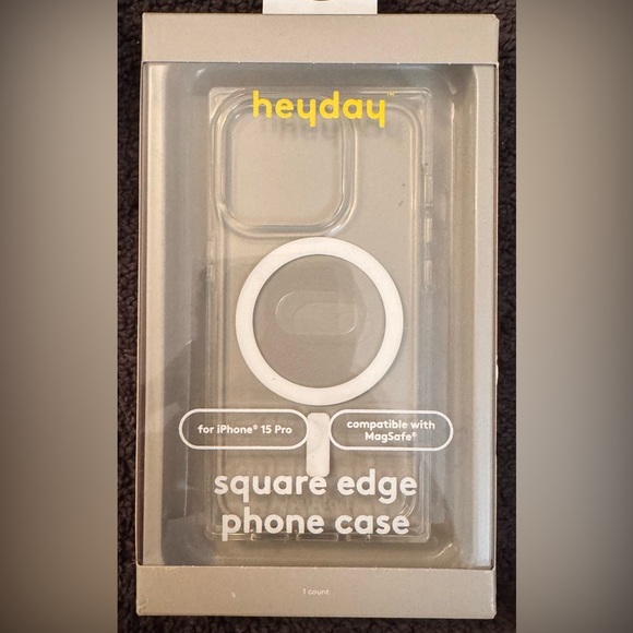 Apple iPhone 15 Pro Square Case with MagSafe - heyday™ Clear - Picture 4 of 4